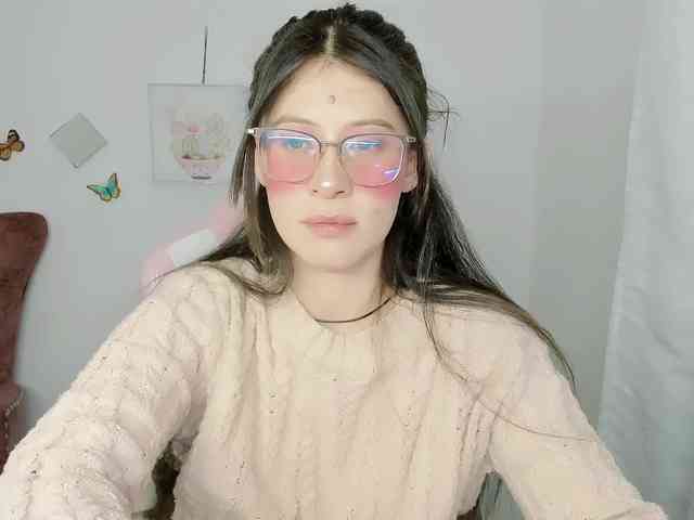 ZooeyBelair webcam