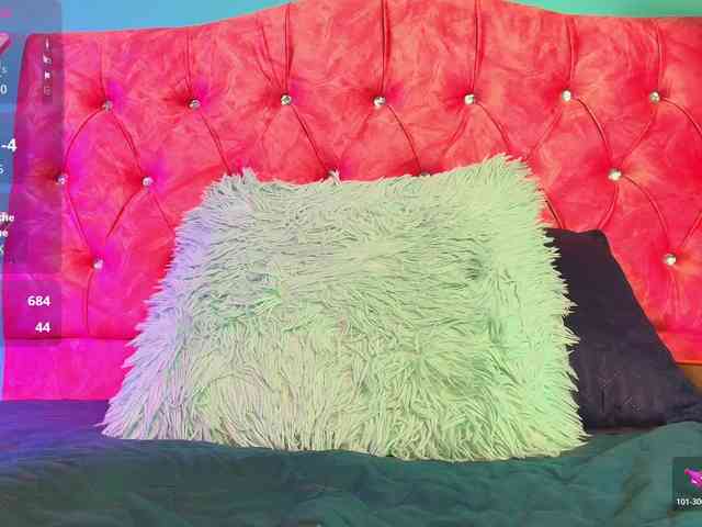 Imvioletteblue webcam