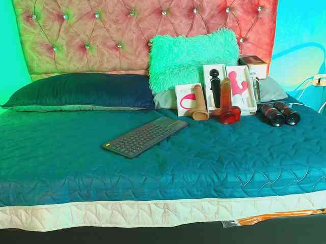 Imvioletteblue webcam