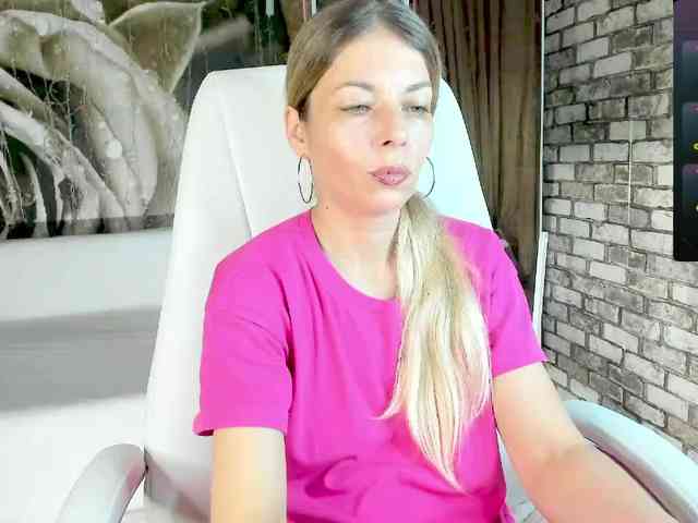 free video chatroom Eva-Melow