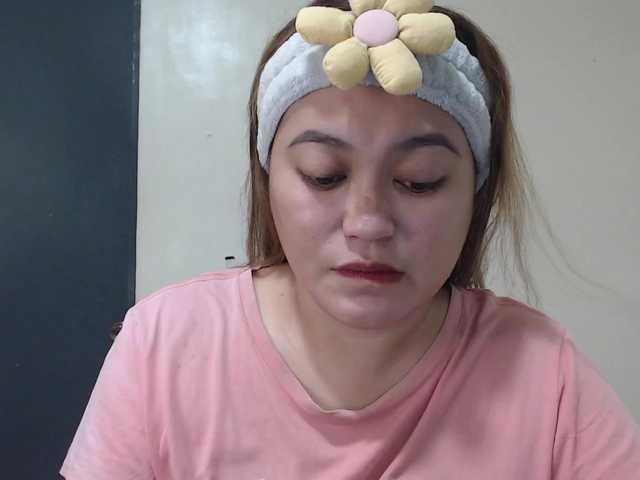 veeZaine webcam bongacams model stream image