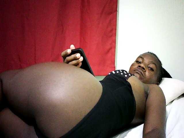 Pierra77's BongaCams show and profile