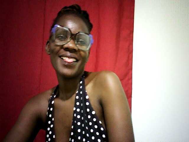 Pierra77's BongaCams show and profile