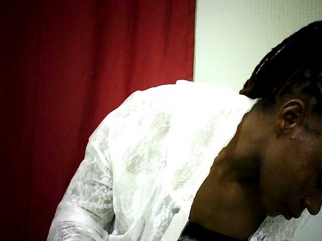 Pierra77's BongaCams show and profile