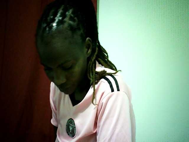 Pierra77's BongaCams show and profile