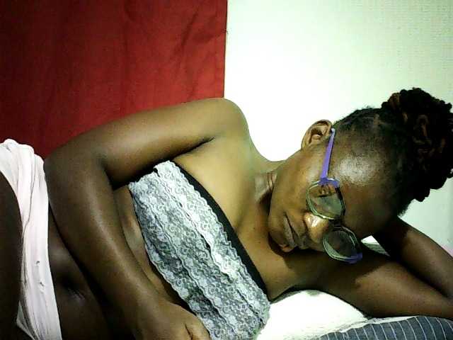 Pierra77's BongaCams show and profile