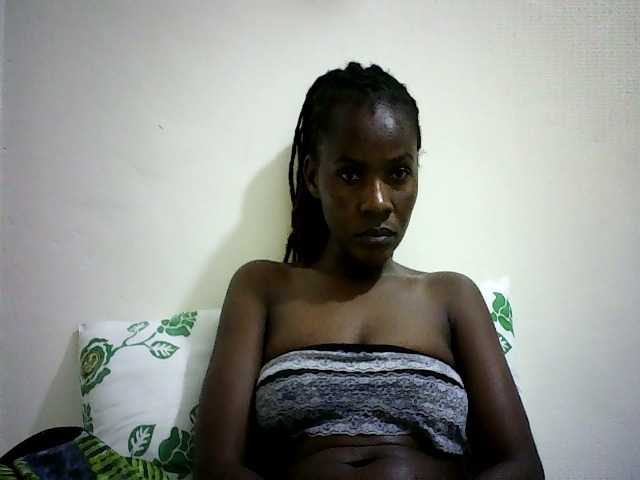 Pierra77 webcam bongacams model stream image