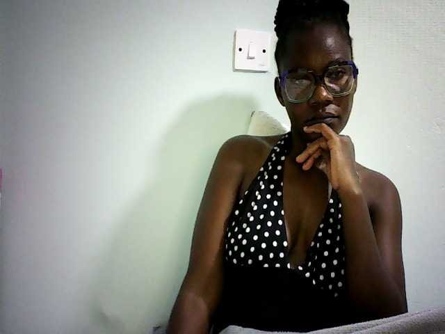 Pierra77's BongaCams show and profile