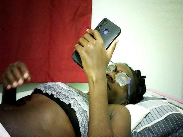 Pierra77's BongaCams show and profile