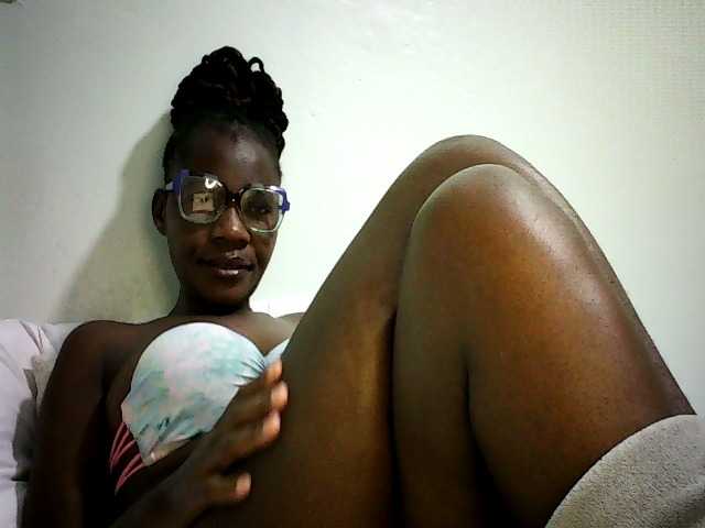 Pierra77's BongaCams show and profile