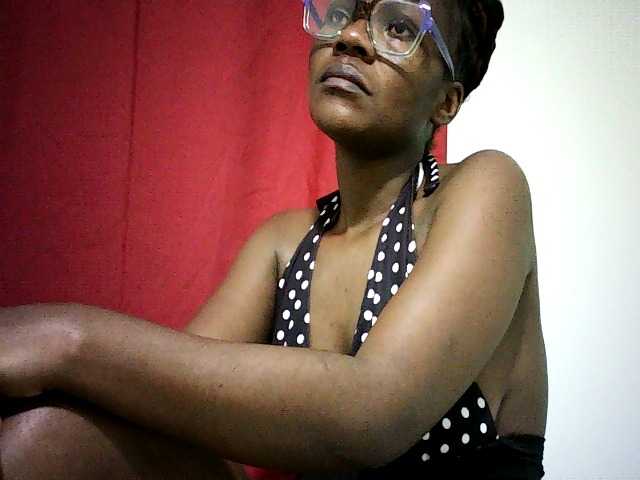 Pierra77's BongaCams show and profile