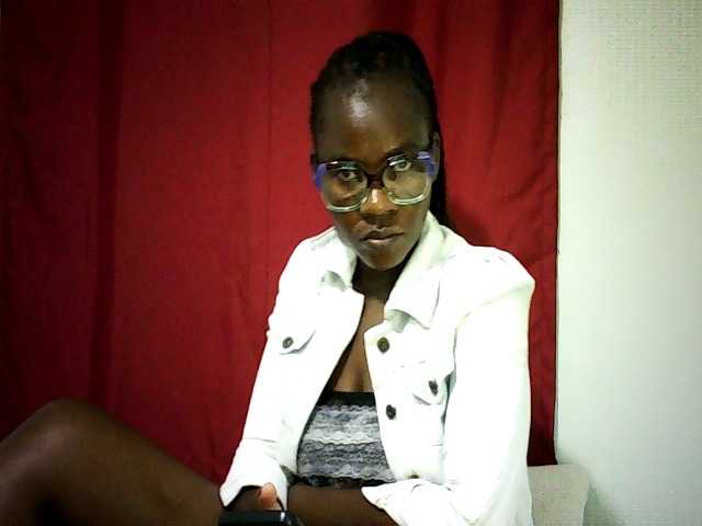 Pierra77's BongaCams show and profile