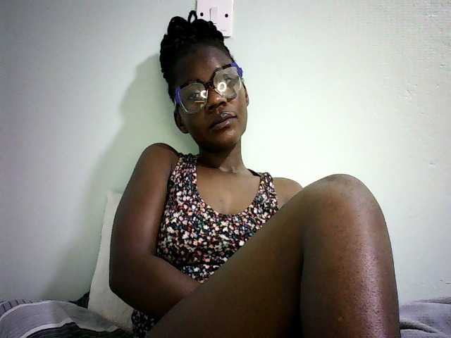 Pierra77's BongaCams show and profile