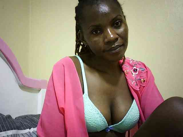 Pierra77 webcam