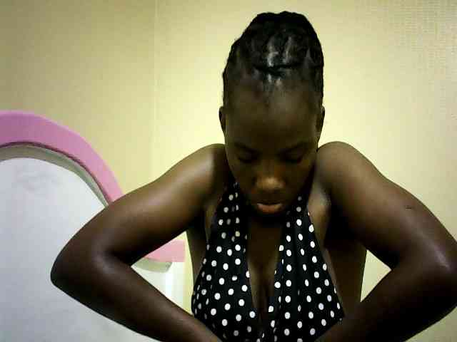 Pierra77 webcam