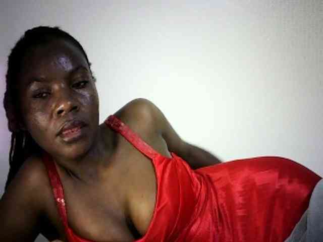 Pierra77 webcam