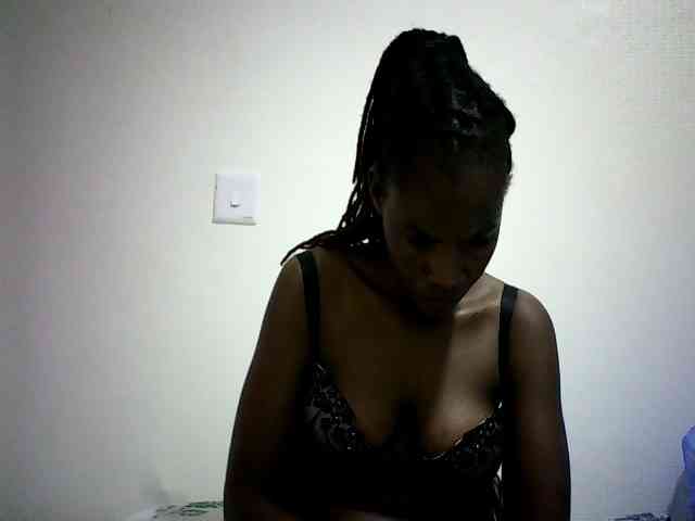 Pierra77 webcam