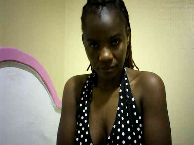 Pierra77 webcam