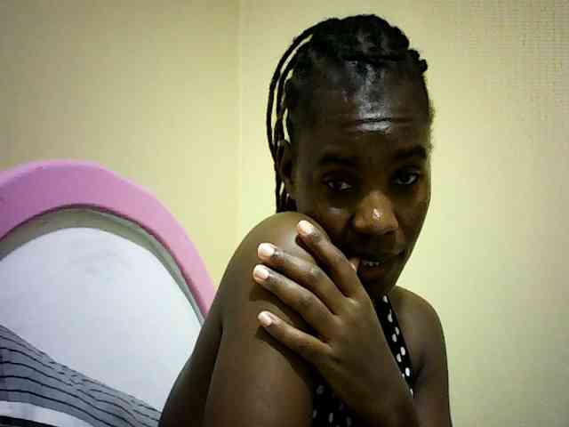 enter chatroom Pierra77
