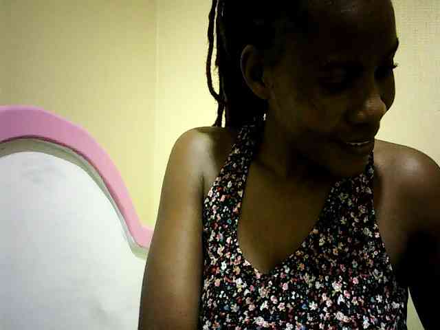 Pierra77 webcam