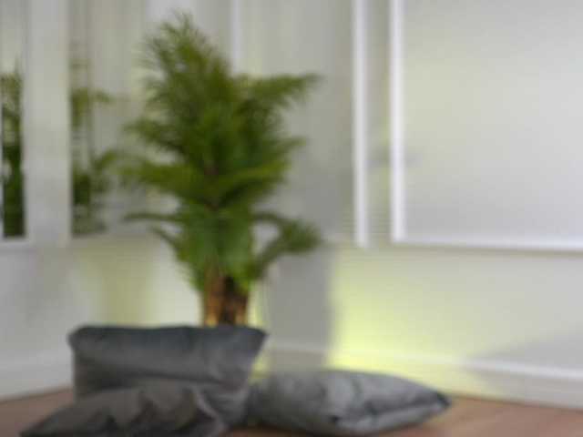 ellacandy's BongaCams show and profile