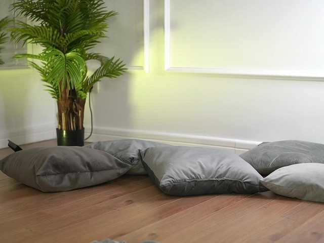 ellacandy's BongaCams show and profile