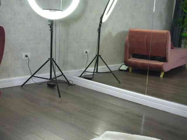 SashaPariss webcam