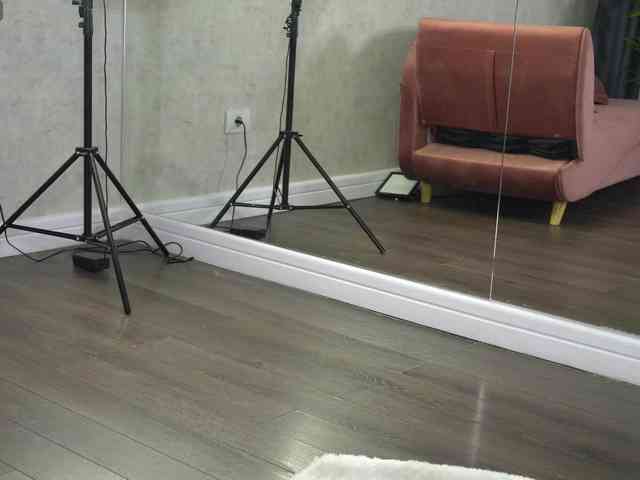 SashaPariss webcam
