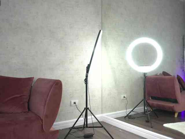 SashaPariss webcam