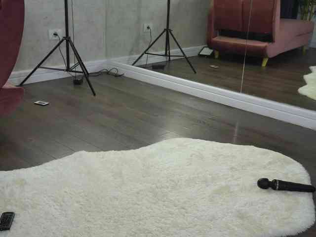 SashaPariss webcam