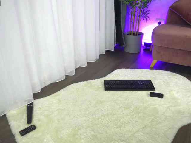 SashaPariss webcam