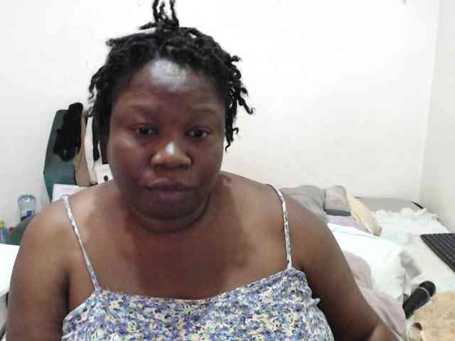 webcam chat room TRUEBELLA