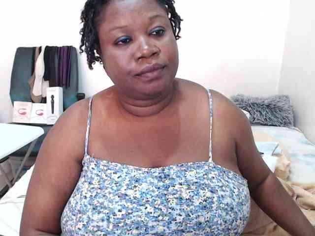 cam adult TRUEBELLA