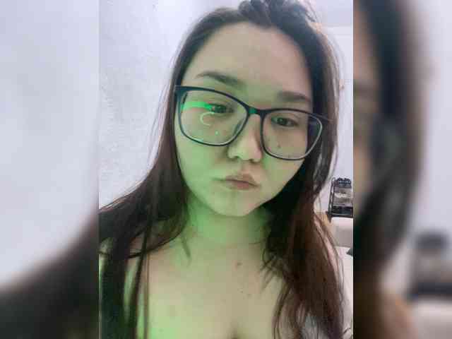 DebbieLu Live Webcam on {site_name}