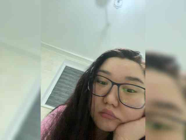 live cam feed DebbieLu