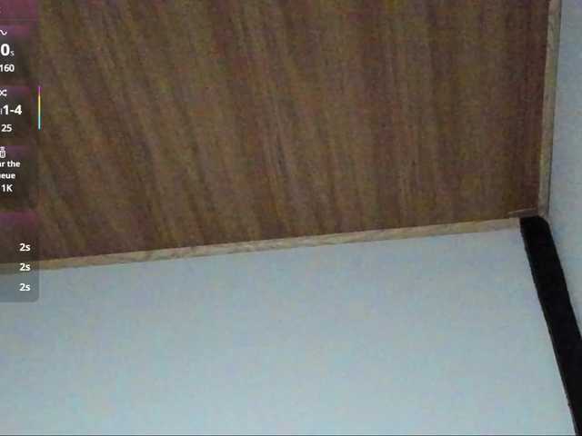 Amberr35 webcam bongacams model stream image