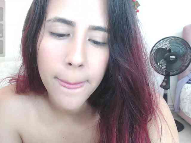 lili-22- webcam
