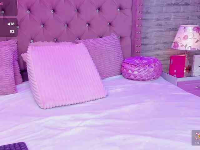 IrinaQueens Live Webcam on BongaCams