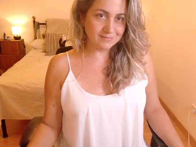 seatedwoman Live Webcam on BongaCams seatedwoman Live Webcam on BongaCams