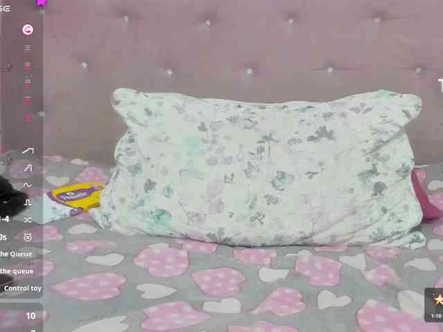 aniaross webcam