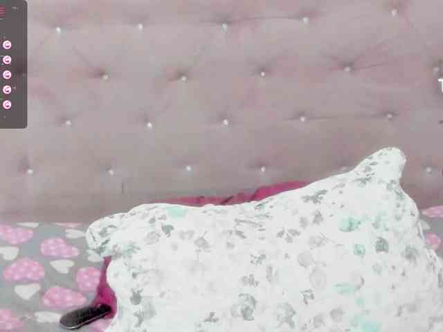 aniaross webcam