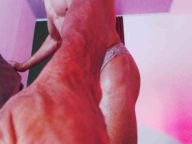 jeanys-sneider Live Webcam on BongaCams