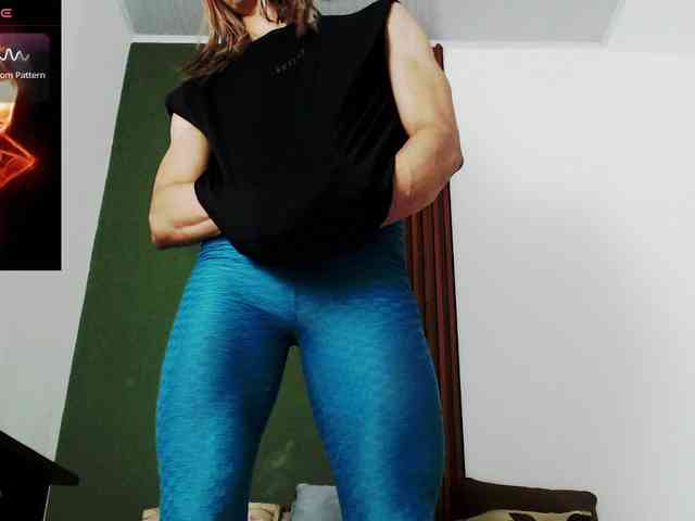 jeanys-sneider Live Webcam on BongaCams