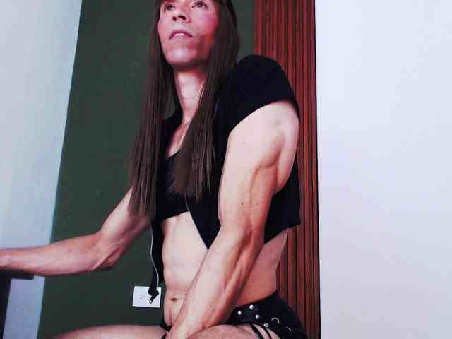 jeanys-sneider Live Webcam on BongaCams