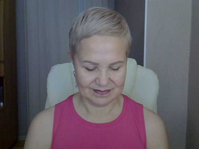 Ifannylove, 62 y/o - Live Cam on BongaCams