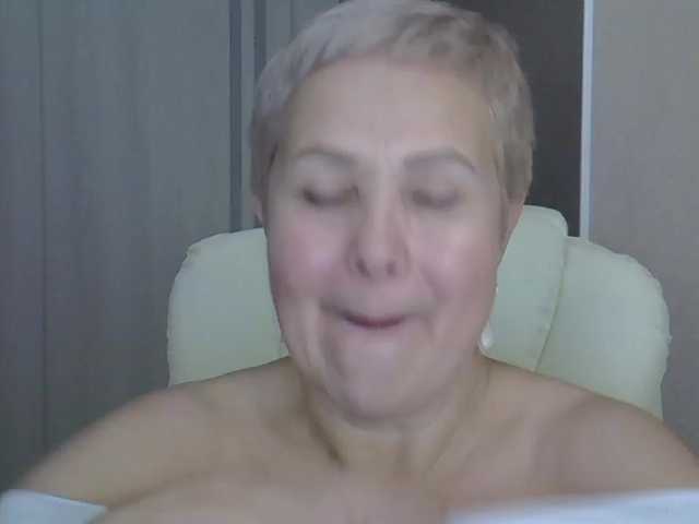 IFannyLove's BongaCams show and profile