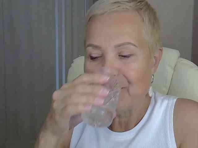 MadamMadam webcam