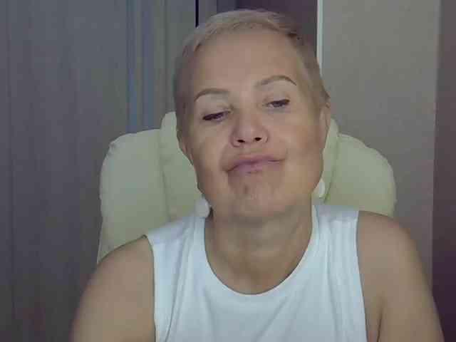 strip chat IFannyLove