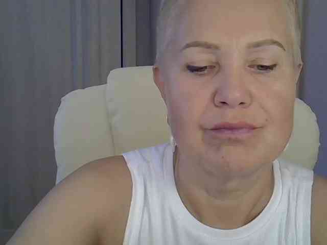 IFannyLove Live Webcam on BongaCams