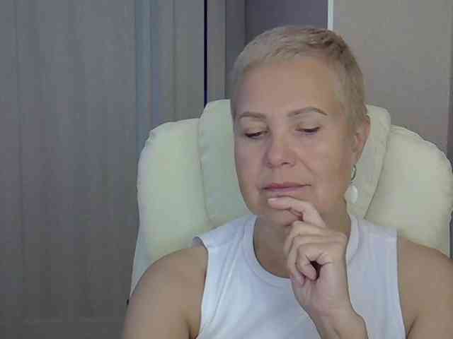 IFannyLove Live Webcam on BongaCams
